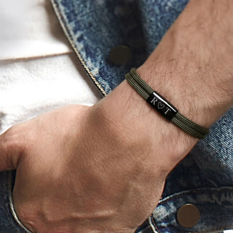 Eure Initialen - Personalisiertes Armband für Paare mit Gravur