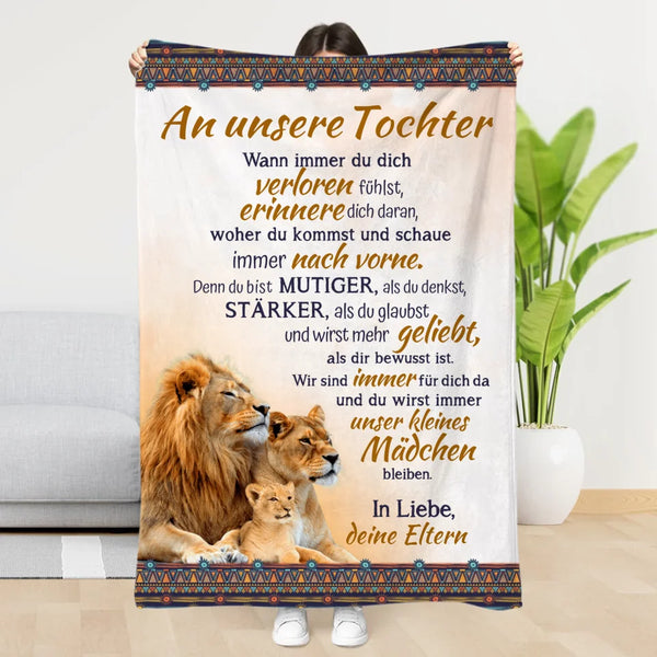 Personalisierte Kuscheldecke 100x150cm personalisierbar - gefertigt von Love & Faith