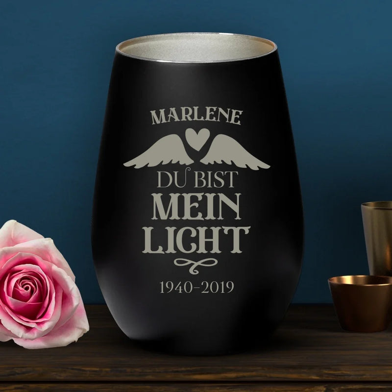 Personalisiertes schwarzes Windlicht mit silber graviertem Design - gefertigt von Love & Faith