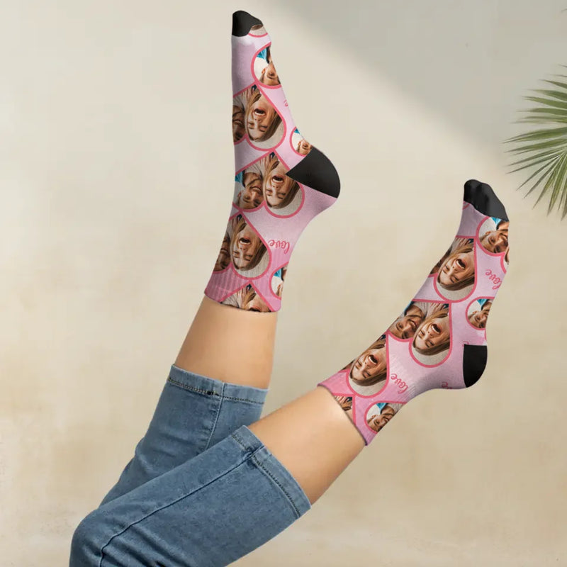 LOVE - Personalisierte Socken mit eigenem Foto in Herzform