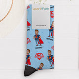 Personalisierte Socken mit Superheld gefertigt von Love & Faith